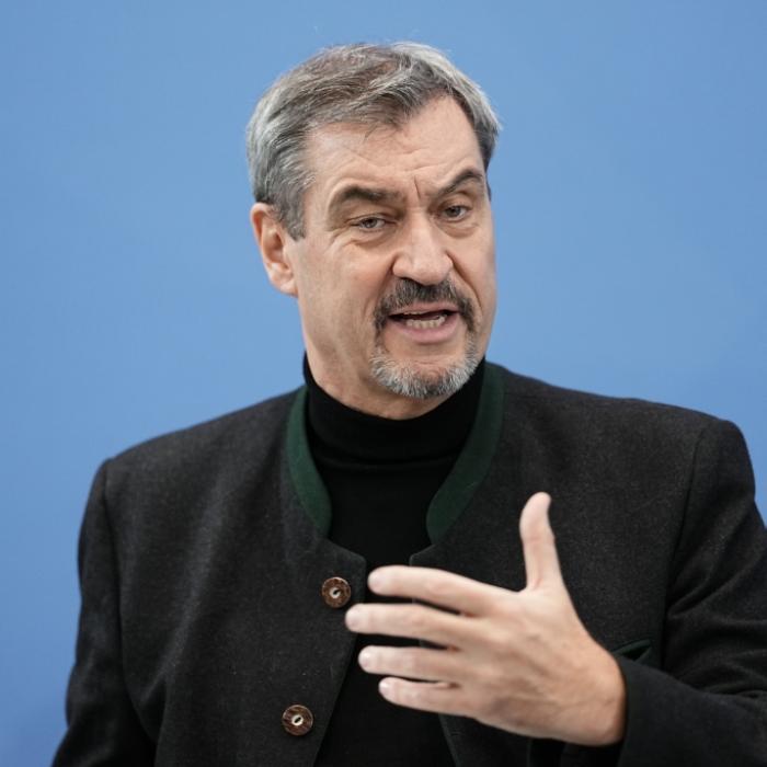 CSU-Chef räumt Unionsfehler ein und attackiert 