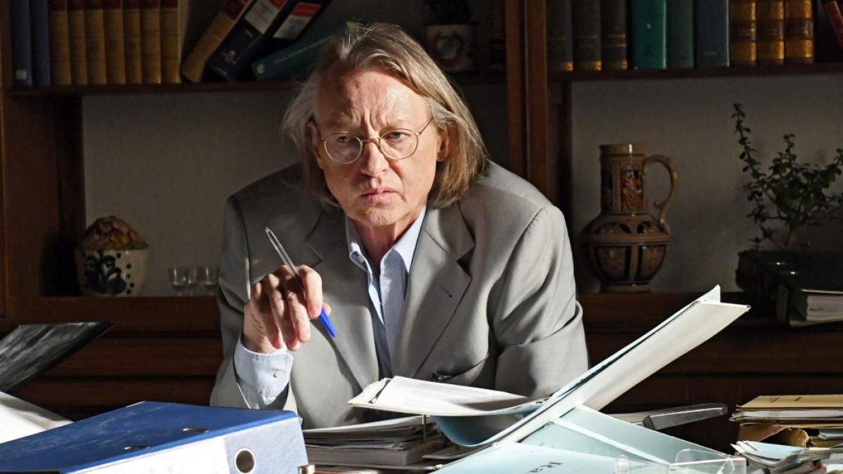 Andreas Wimberger in seiner Rolle als Frank Treptow in der ARD-Serie "Um Himmels Willen". (Foto)