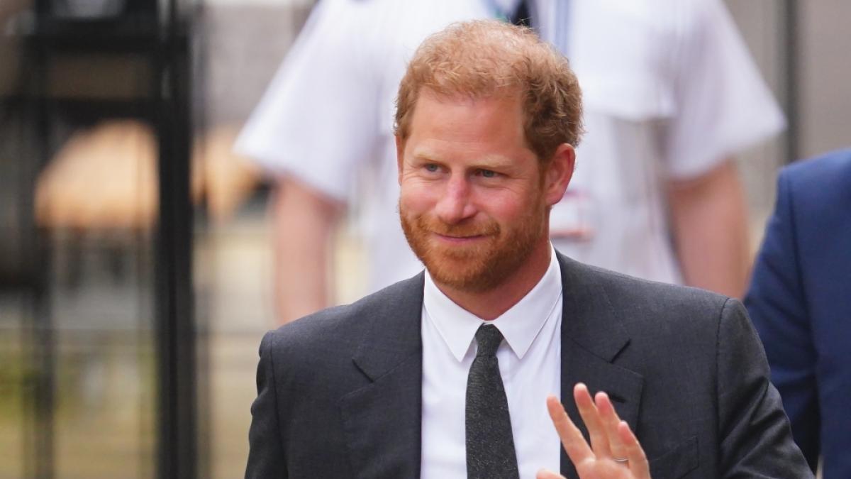 Prinz Harry war jetzt mit T&ouml;chterchen Lilibet Diana in Montecito unterwegs. (Foto)