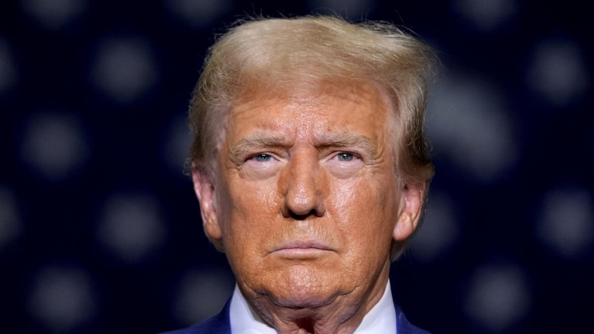 Donald Trump scheint seine Mitarbeiter nicht immer gut behandelt zu haben. Immer mehr fr&uuml;here Angestellte stellen sich &ouml;ffentlich gegen den Republikaner. (Foto)
