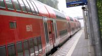 Ein 36 Jahre alter Zugbegleiter der Deutschen Bahn ist nach einem Angriff eines Schwarzfahrers seinen schweren Verletzungen erlegen - der mutmaßliche Täter wurde festgenommen und sitzt in Untersuchungshaft (Symbolfoto).