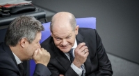 Robert Habeck (Die Grünen) und Olaf Scholz (SPD) stehen auch 2024 vor zahlreichen politischen Herausforderungen.