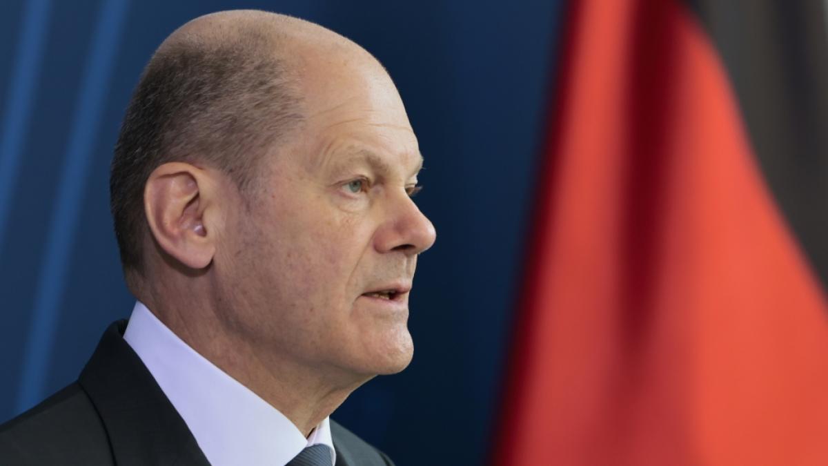 Kanzler Olaf Scholz nahm am Freitag an einer Sondersitzung des Verteidigungsausschusses teil. (Foto)
