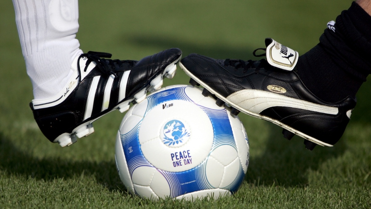 Adidas und Puma: Was einst als Gemeinschaftsprojekt zweier Br&uuml;der begann, endete im erbitterten Zweikampf. (Foto)