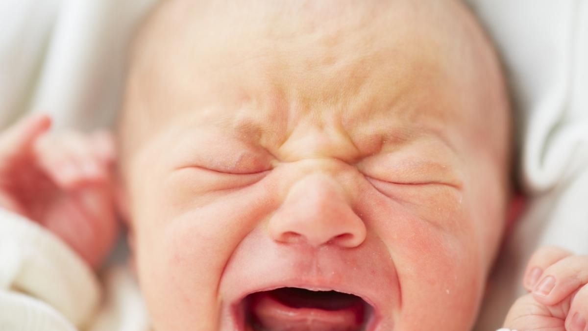 Eine Mutter hat ihr Baby in einen Schrank gelegt, damit es verhungert. (Symbolfoto) (Foto)