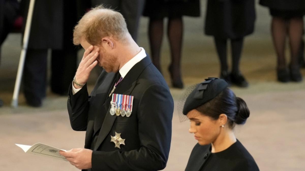Prinz Harry und Meghan Markle sollen w&uuml;tend auf K&ouml;nig Charles III. sein. (Foto)