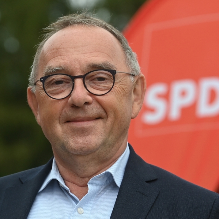 Zwischen Kunst und Familie! So lebt der SPD-Vorsitzende