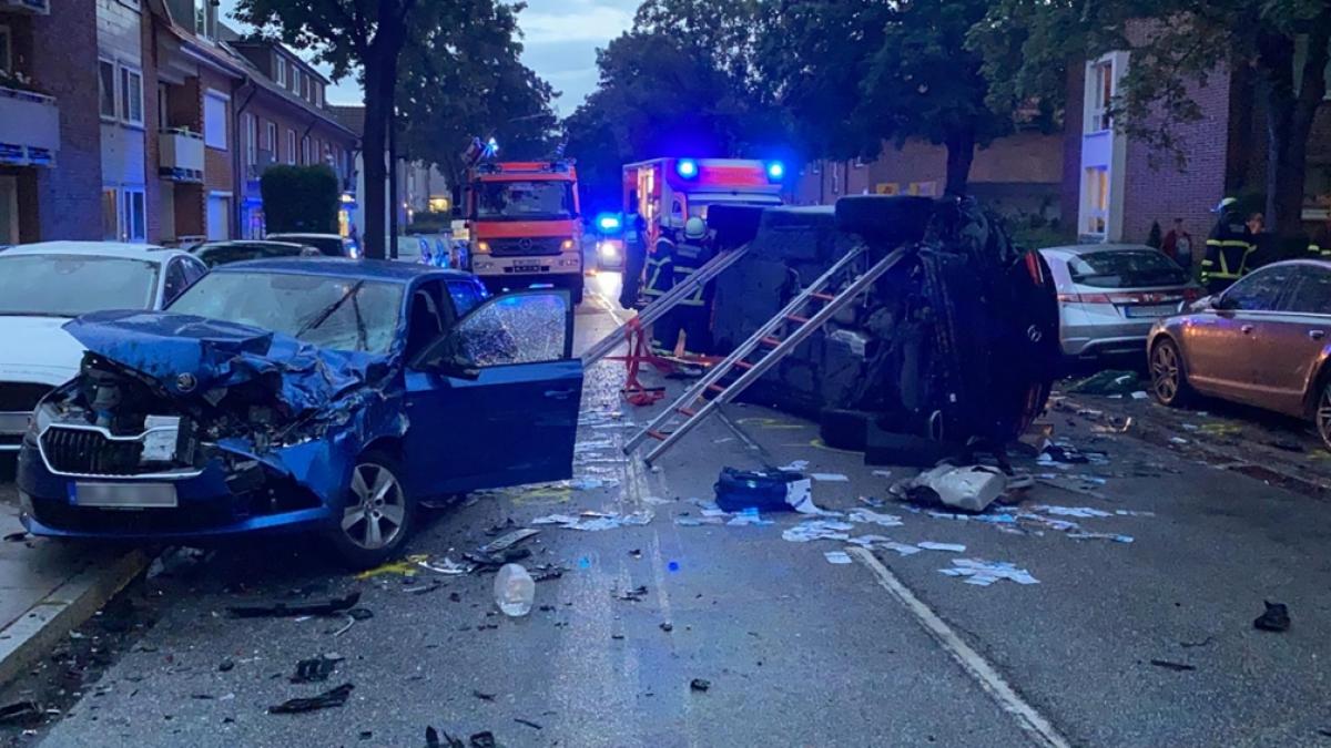 Am Montagabend hat ein alkoholisierter Autofahrer auf der Lohbr&uuml;gger Landstra&szlig;e in Hamburg einen 23 Jahre alten Pizzaboten angefahren und t&ouml;dlich verletzt. (Foto)