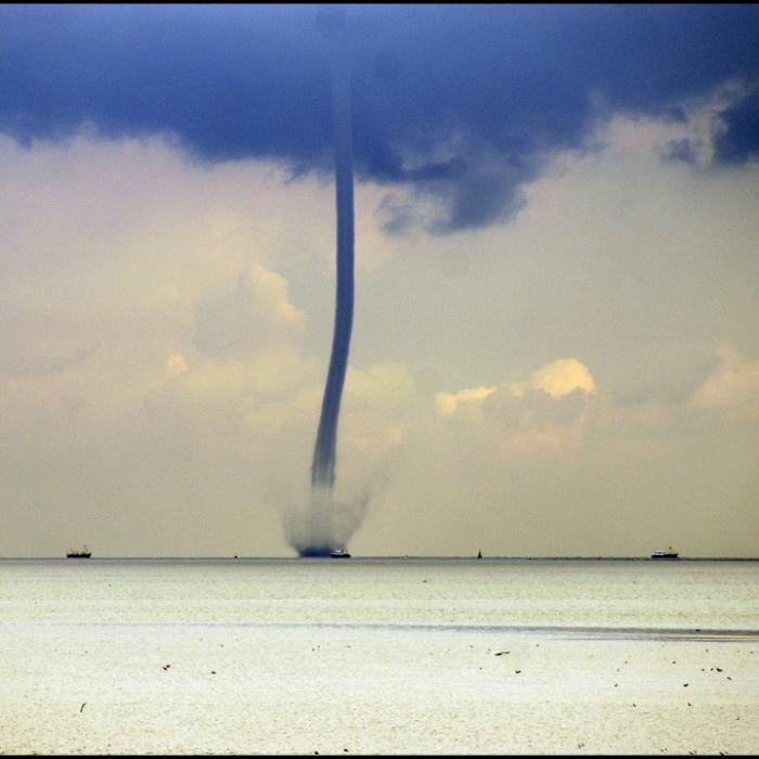 Tornado-Alarm! HIER könnte das seltene Wetter-Phänomen wüten