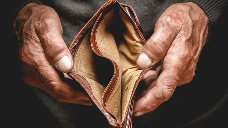 Ein Experte fordert: Ärmere Rentner sollten in Zukunft länger arbeiten. (Symbolfoto)
