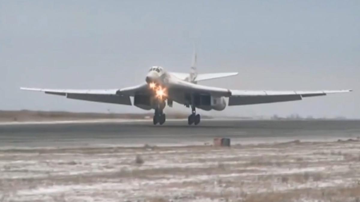 Eine TU-160 kann H&ouml;chstgeschwindigkeit von 2.200 km/h erreichen. (Foto)