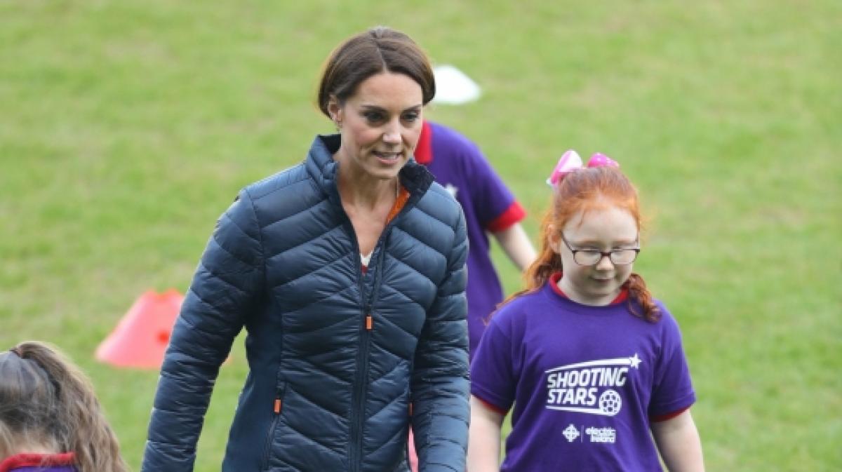 Kate ist immer aktiv - auch auf dem Fu&szlig;ballfeld gibt sie alles. (Foto)