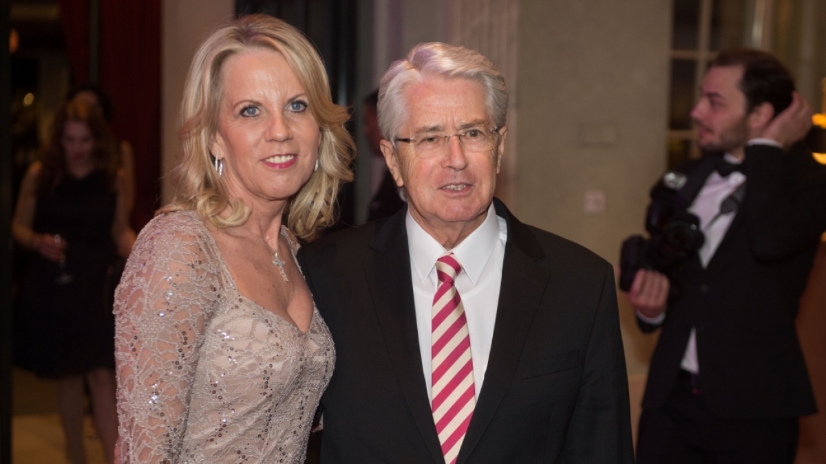 Der Fernsehshowmaster Frank Elstner und seine Frau Britta. (Foto)