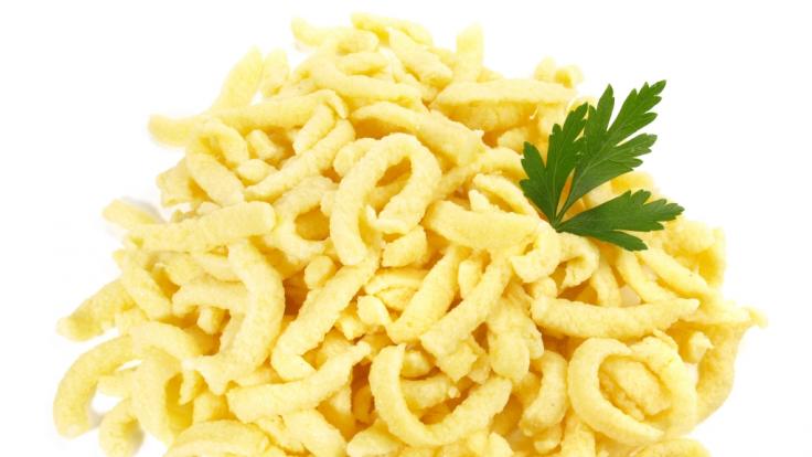 Einige Spätzle fielen bei Ökotest wegen kritischer Inhaltsstoffe durch.