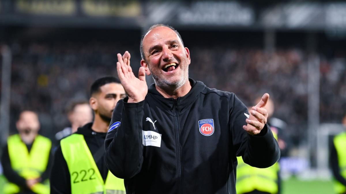 Frank Schmidt trainiert seit 2007 erfolgreich den 1. FC Heidenheim. (Foto)