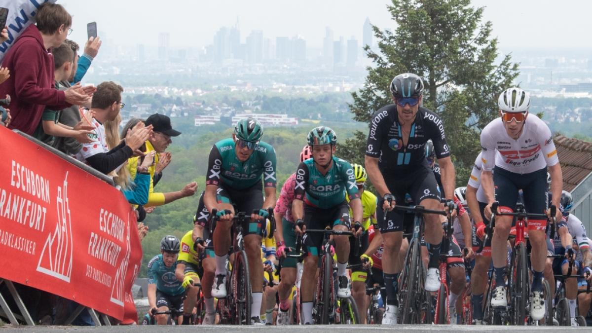 Beim Eintagesklassiker Eschborn - Frankfurt geht am 1. Mai 2023 nicht nur die Radsport-Elite an den Start - f&uuml;r Hobbyradler stehen beim Jedermann-Rennen drei verschiedene Routen zur Auswahl. (Foto)
