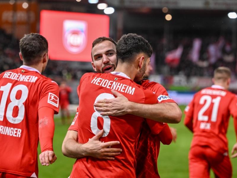 1. FC Heidenheim News: Zähes Topspiel: Heidenheim und FCK teilen die Punkte