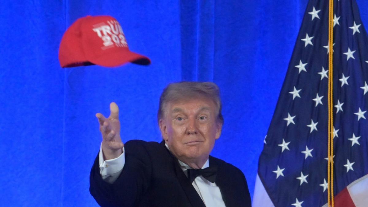 Mehr als 40 KI-Bilder in wenigen Stunden: Trump erschafft im Netz seine eigene Fantasie-Welt. (Foto)