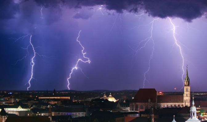 Wettervorhersage: Es wird gewittern.