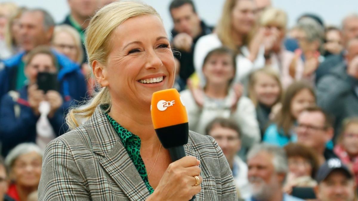 Andrea Kiewel hat die "Fernsehgarten"-Saison hinter sich gebracht. (Foto)
