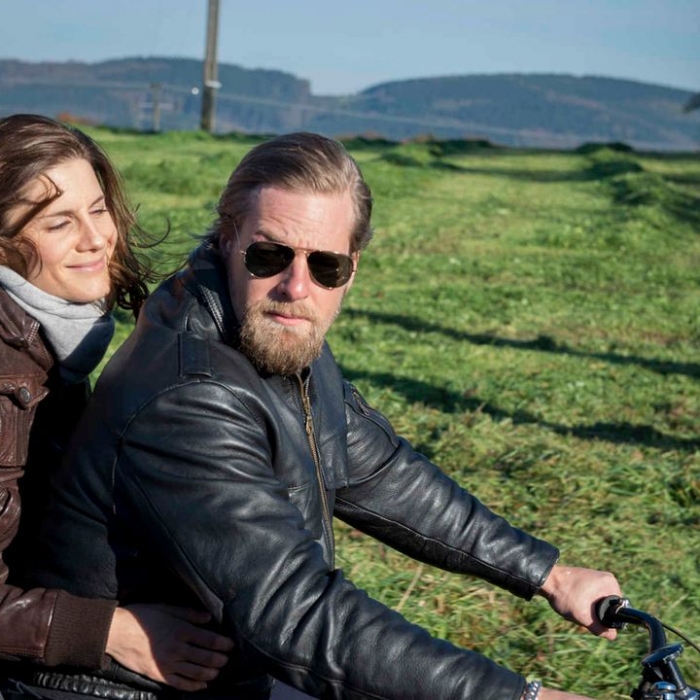 Wiederholung von Folge 2 im TV und online