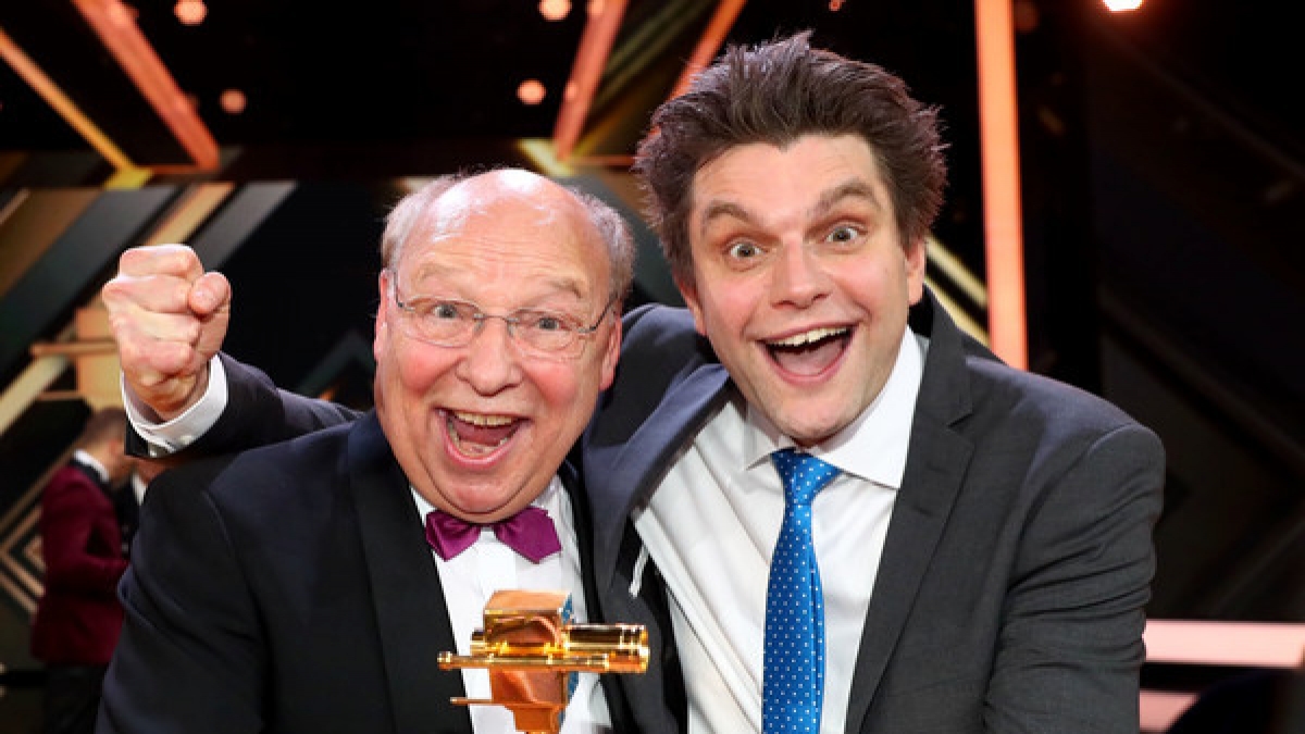 Die Comedians Hans-Joachim Heist (l) und Lutz van der Horst geh&ouml;ren zur Stammbesetzung der ZDF-"heute-show". (Foto)