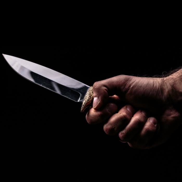 Mann (40) in Dresdner Straßenbahn abgestochen