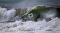 Surfer werden häufig Opfer von Hai-Angriffen. Die Attacken sind meist lebensgefährlich.