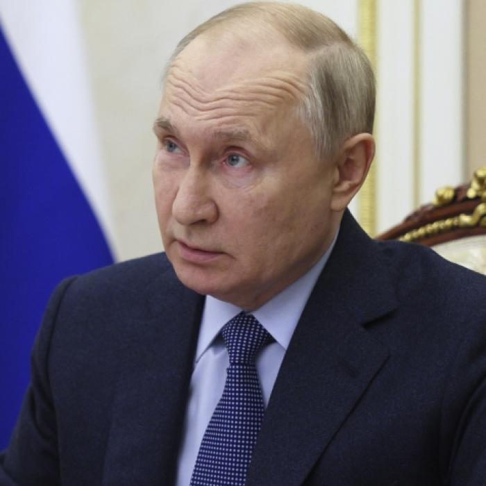 Hetzt hier der echte Putin? Wirbel um Doppelgänger-Auftritt nach irren Todesgerüchten