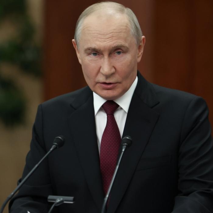 Anschlag auf der Straße - Putin-General von Kopfschuss niedergestreckt