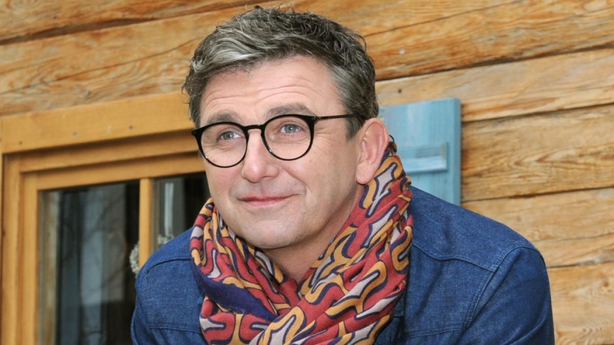 Hans Sigl im Jahr 2018 am "Der Bergdoktor"-Set. (Foto)