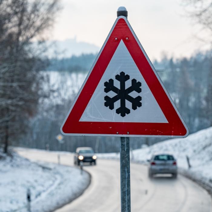 Nach Eisregen-Chaos! HIER droht weiterhin Glatteis-Gefahr