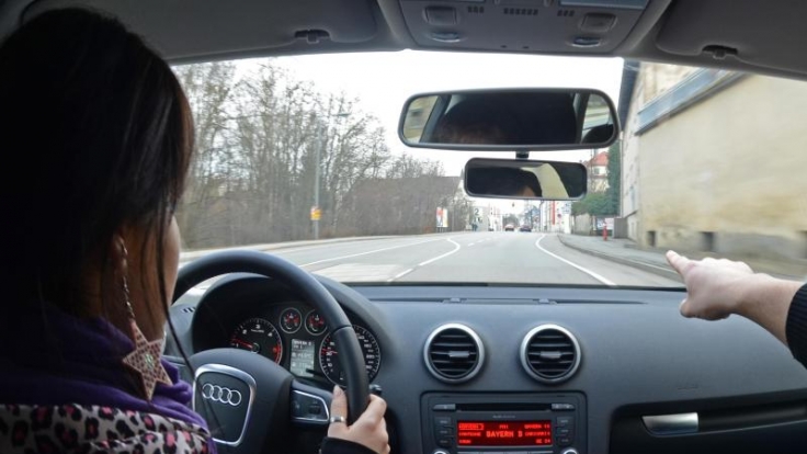 Skandal: Weil sie zu klein ist, dar Melodea ihre Fahrprüfung nicht machen.