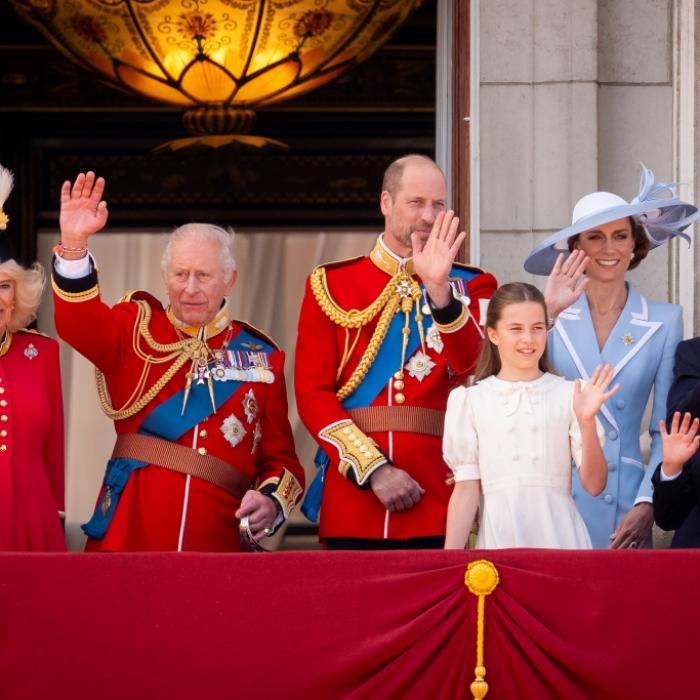 Royals in Alarmbereitschaft – Queen-Vertraute will intime Geheimnisse enthüllen