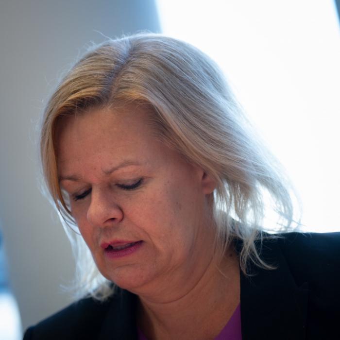 SPD-Wahlvideo über CDU-Politiker gestoppt! Nächste Blamage für Innenministerin
