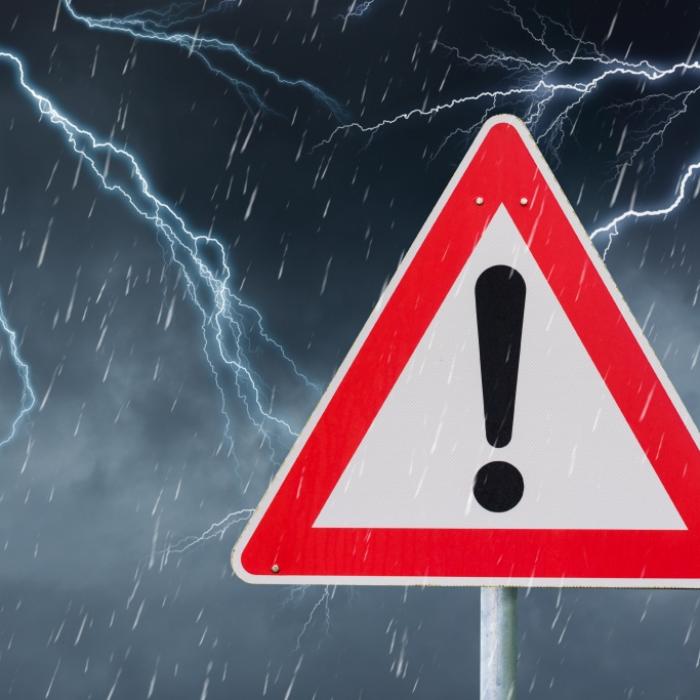 HIER droht heute Unwetter-Gefahr / Orakel prophezeit Kriegsende / Teuer-Schock bei Ikea