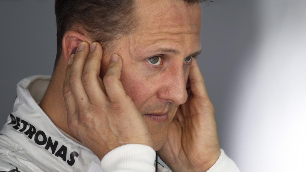 Der Zusammensto&szlig; mit Jacques Villeneuve war die wohl gr&ouml;&szlig;te Schmach in Schumis Karriere. (Foto)