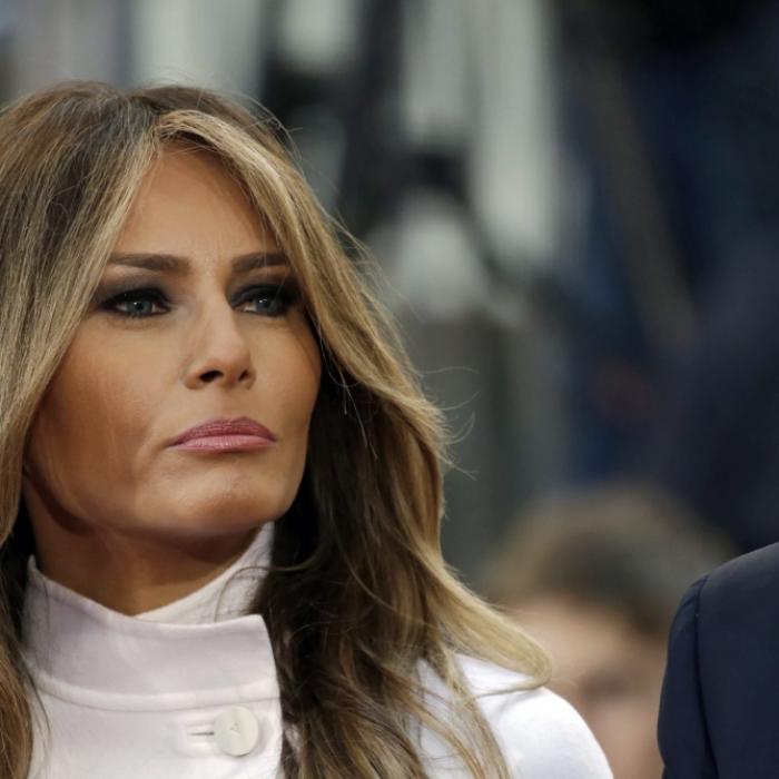 Ausgerechnet am Feiertag! Ex-First Lady geht auf Distanz zu Ehemann