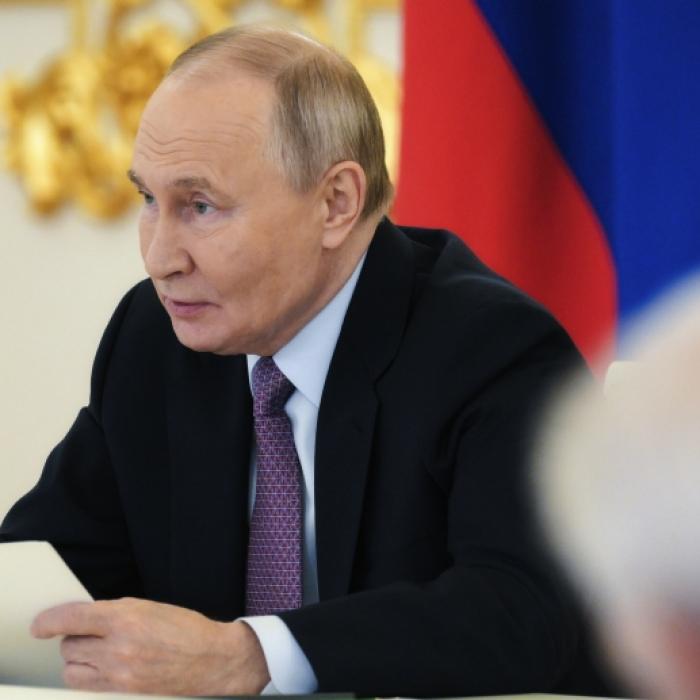 Putin-Munitionslager fliegt in die Luft bei Explosion
