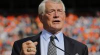 Dan Reeves, der als American-Football-Spieler und -Trainer Sportgeschichte schrieb, ist mit 77 Jahren gestorben.