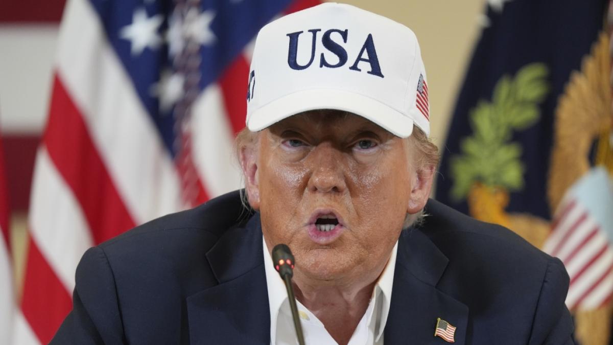Donald Trump kritisiert Reporterin nach Flutkatastrophe in Texas. (Foto)