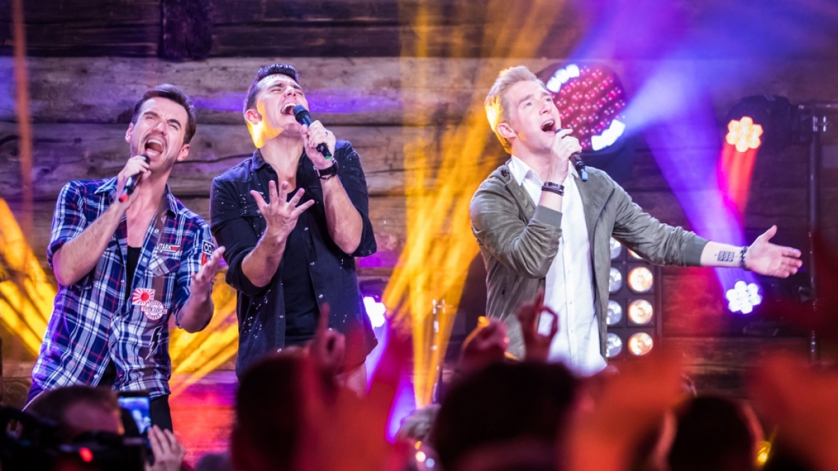 Florian Silbereisen und seine "Klubbb3"-Kollegen Jan Smith und Christof de Bolle laden zur "Schlager-H&uuml;ttenparty des Jahres". (Foto)