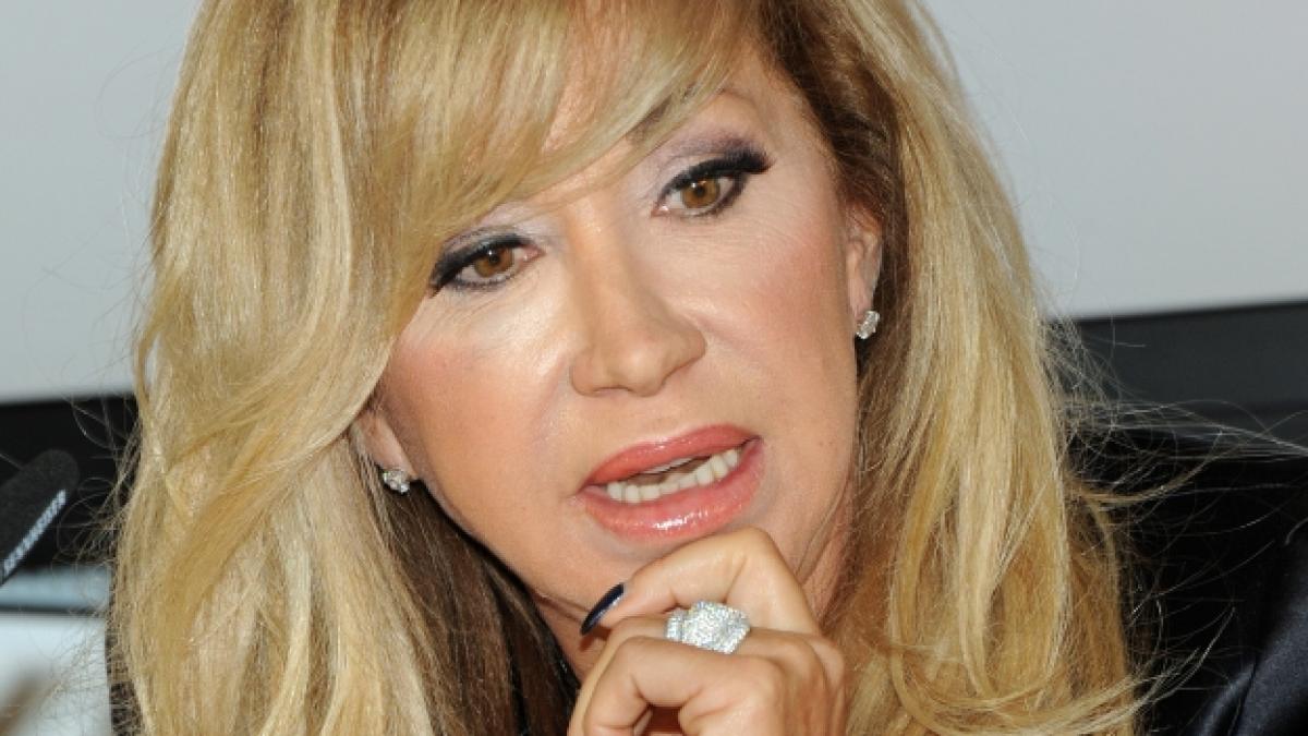 Carmen Geiss (61) liegt ein wichtiges Gesundheitsthema am Herzen. Sie macht auf den Brustkrebs-Monat Oktober aufmerksam. (Foto)