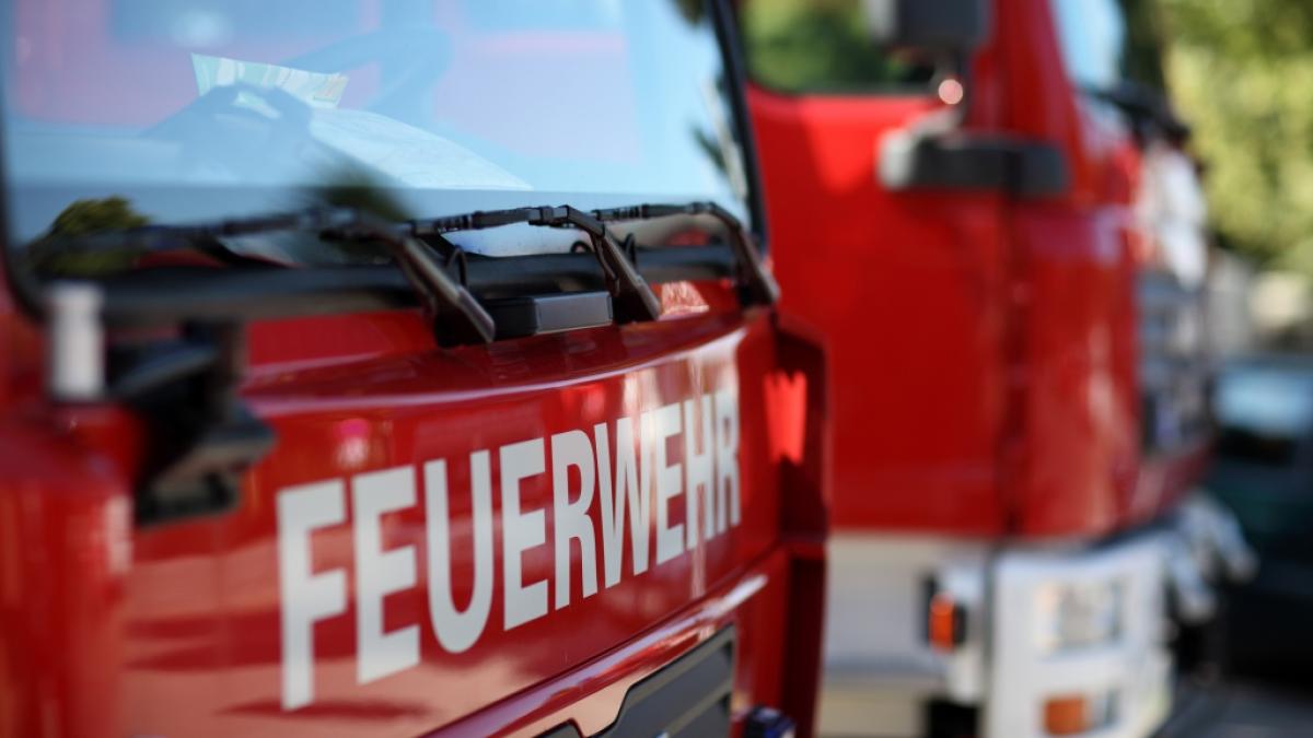 Die Feuerwehr musste zu einem Brand in einem M&uuml;nchener Gef&auml;ngnis ausr&uuml;cken. (Symbolfoto) (Foto)