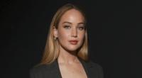 Oscarpreisträgerin Jennifer Lawrence ließ bei der Fashion Week in Paris ganz schön tief blicken.
