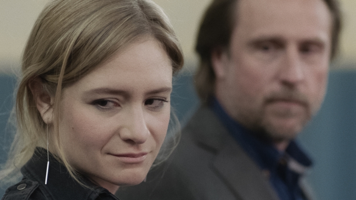 "24 Wochen": Astrid (Julia Jentsch) und ihr Mann Markus (Bjarne M&auml;del) stehen vor einer schicksalhaften Entscheidung. (Foto)