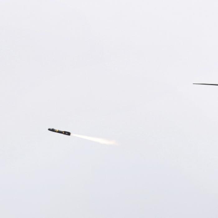 UFO spaltet US-Rakete - Drohnenvideo sorgt für Entsetzen