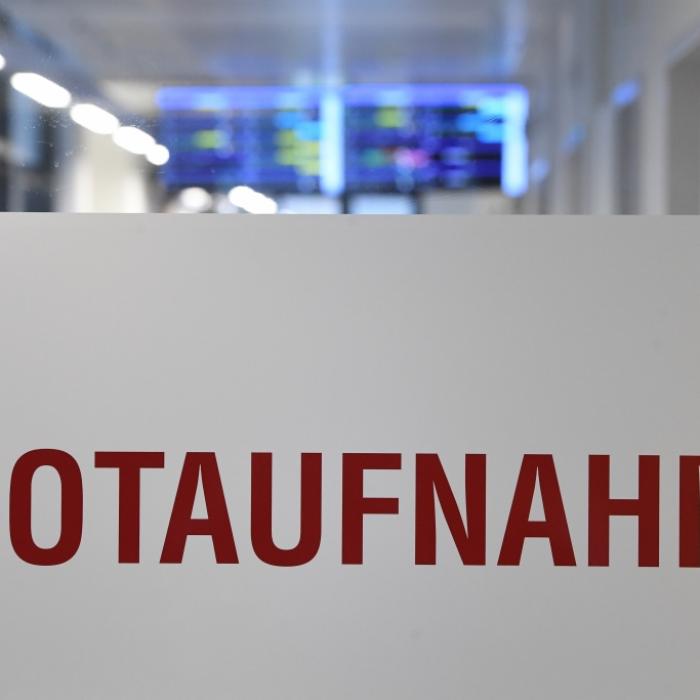 Junge (12) an Strick hängend gefunden - Koma!