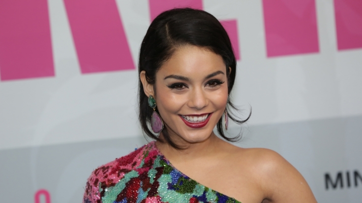Vanessa Hudgens setzt ihre knackige Kehrseite in Szene.
