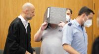 Ein 47-Jähriger aus Krefeld (2.v.l.) wurde im Sommer 2020 für den Mord an seiner Ex-Freundin verurteilt - erst im März 2022 wurde die Leiche des Mordopfers entdeckt.